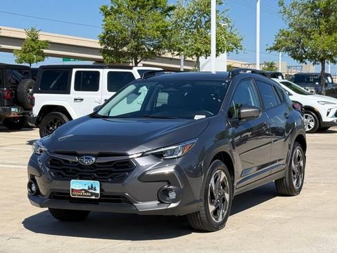 Used 2025 Subaru Crosstrek 2.5i Limited w/ Crosstrek Mirror Package image 8