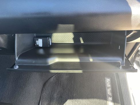 Used 2024 RAM 2500 Big Horn image 33