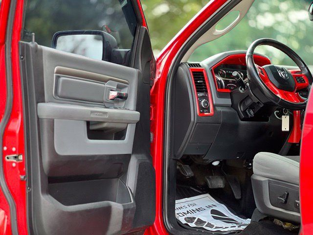 Used 2017 RAM 1500 Big Horn AWD/4WD image 9