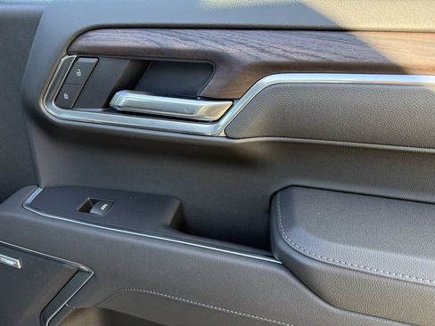 Used 2026 GMC Sierra 1500 SLT w/ SLT Premium Plus Package image 42