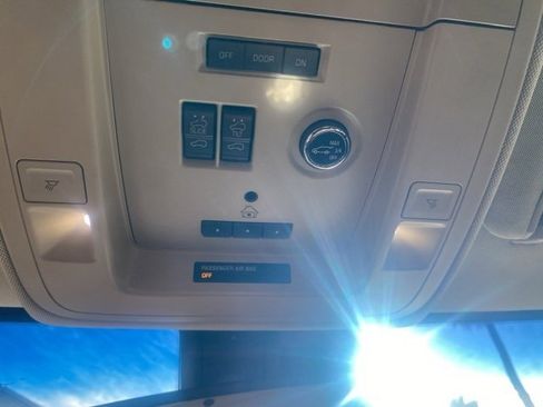 Used 2016 GMC Yukon XL Denali w/ Open Road Package image 20