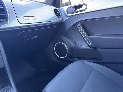 Used 2012 Volkswagen Beetle 2.5 image 33