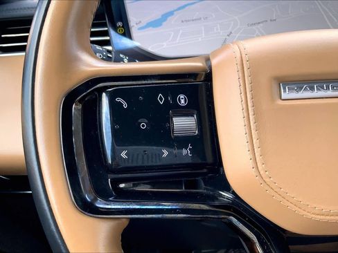 Used 2024 Land Rover Range Rover Sport Dynamic SE image 24