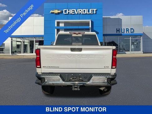 Used 2024 Chevrolet Silverado 2500 LTZ w/ LTZ Convenience Package image 5