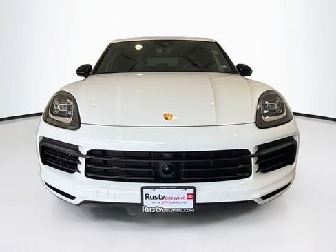 Used 2023 Porsche Cayenne Platinum Edition AWD/4WD image 2