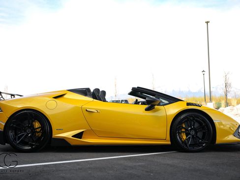 Used 2016 Lamborghini Huracan LP 610-4 AWD/4WD image 23
