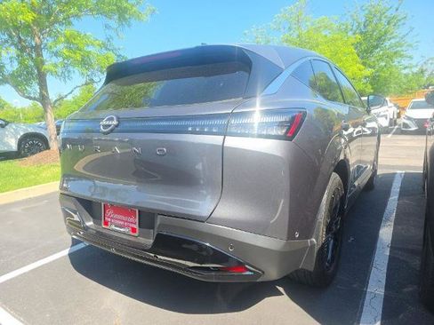 Certified 2025 Nissan Murano SV image 5