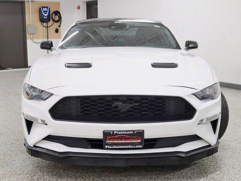 Used 2021 Ford Mustang Premium RWD image 8