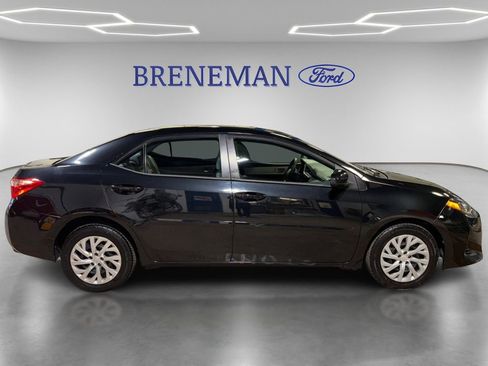 Used 2019 Toyota Corolla LE image 4