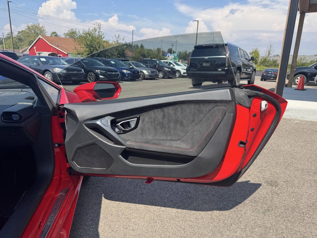 Used 2019 Lamborghini Huracan LP 580-2 RWD image 16