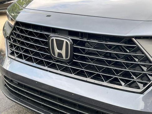 New 2025 Honda Accord SE image 36