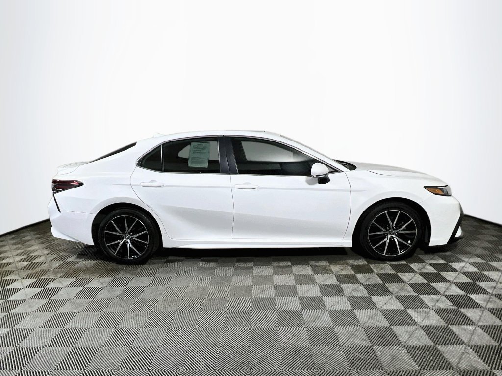 Certified 2023 Toyota Camry SE AWD/4WD image 8