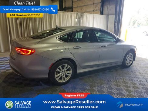 Used 2016 Chrysler 200 Limited Platinum FWD image 4
