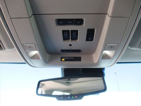 Used 2018 GMC Sierra 1500 Denali image 27