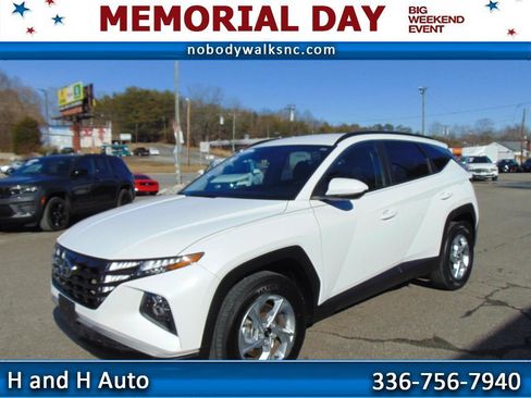 Used 2024 Hyundai Tucson SEL image 1