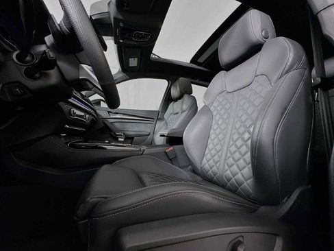 Certified 2025 Audi SQ5 Premium Plus w/ Premium Plus Package image 19