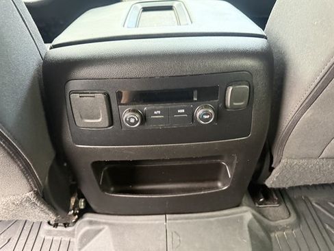 Used 2019 Chevrolet Tahoe LS w/ Enhanced Driver Alert Package AWD/4WD image 21