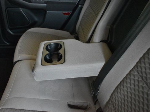 Used 2020 Ford Escape SE FWD image 14