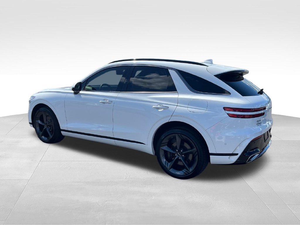 Used 2026 Genesis GV70 3.5T Sport Prestige AWD/4WD image 3