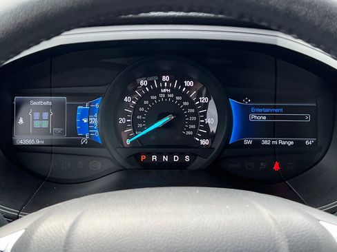 Used 2024 Ford Edge Titanium image 24