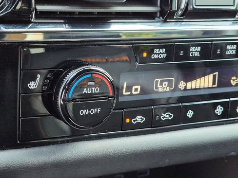 Used 2024 Nissan Pathfinder Rock Creek AWD/4WD image 19