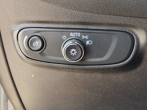 Used 2024 Chevrolet Equinox LT w/ LPO, Floor Liner Package FWD image 21