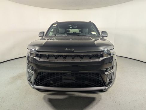 New 2026 Jeep Grand Wagoneer Limited w/ Premium Group II image 2