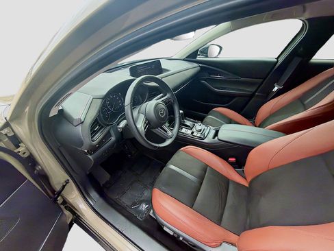 Used 2025 MAZDA CX-30 Carbon AWD/4WD image 9