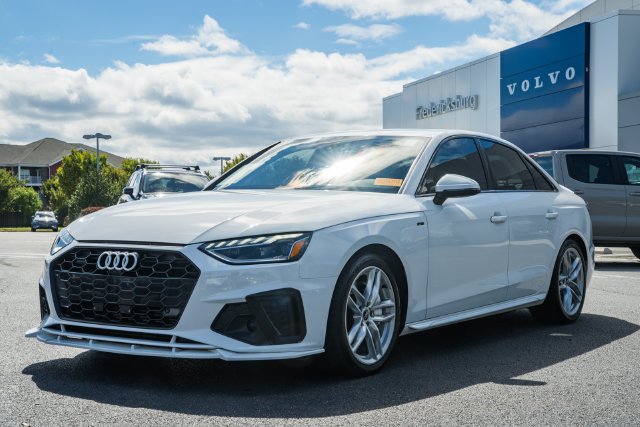 Used 2023 Audi A4 2.0T Premium Plus AWD/4WD image 3