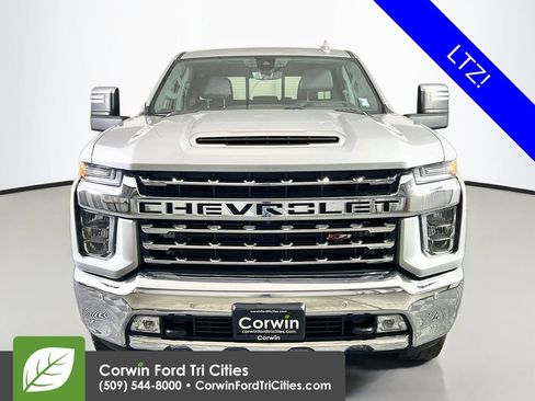 Used 2023 Chevrolet Silverado 3500 LTZ w/ LTZ Convenience Package AWD/4WD image 4