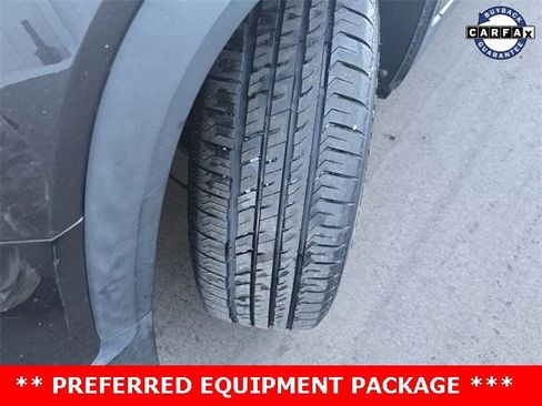 Used 2018 GMC Acadia SLT image 25