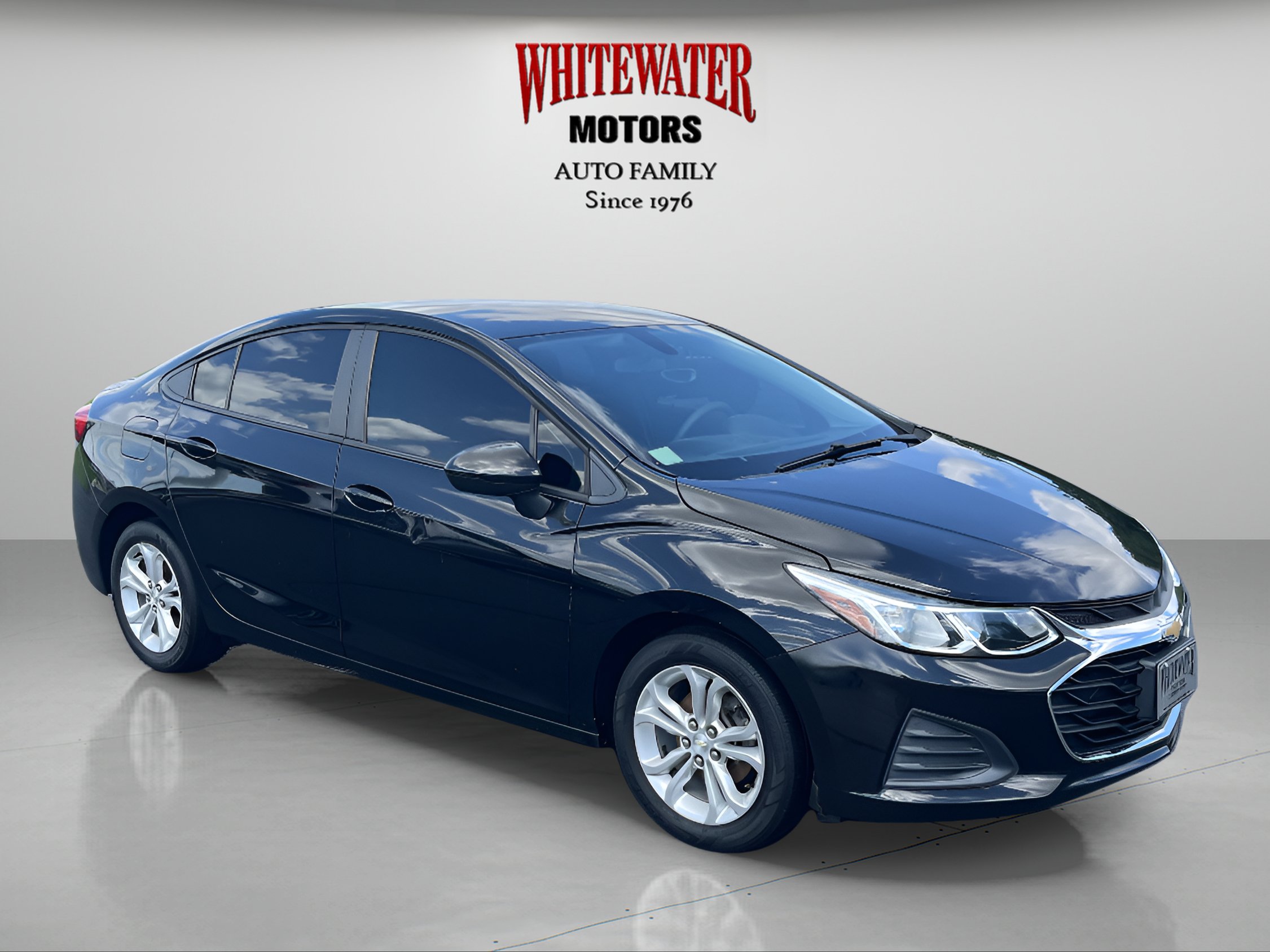 Used 2019 Chevrolet Cruze LS w/ LS Convenience Package FWD image 7