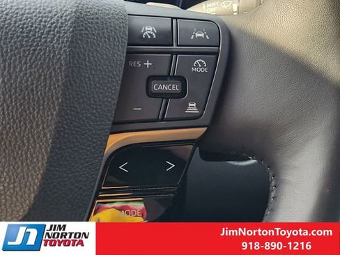 Used 2025 Toyota Camry XSE FWD image 28