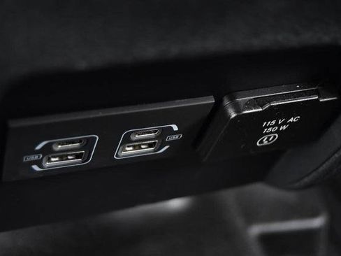 Used 2023 Jeep Cherokee Altitude Lux image 24