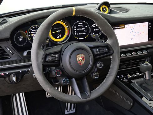 Used 2025 Porsche 911 GT3 RS RWD image 12