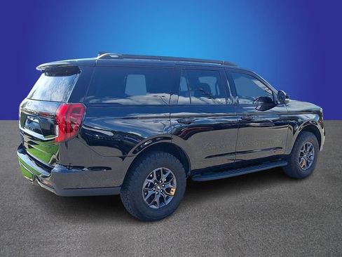 Used 2025 Ford Expedition Tremor AWD/4WD image 5