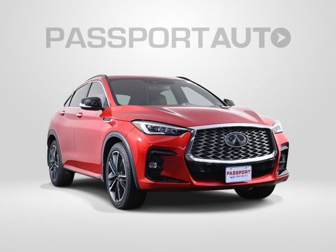 Used 2023 INFINITI QX55 Essential AWD/4WD image 3