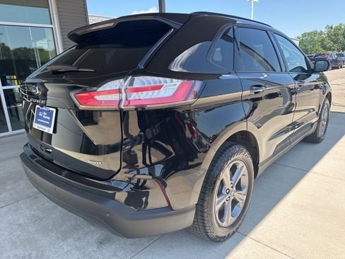 Certified 2023 Ford Edge SEL w/ Sport Appearance Package image 8