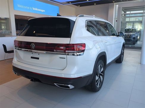 New 2026 Volkswagen Atlas SEL image 2