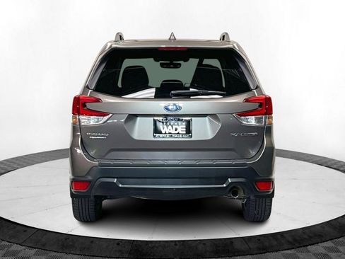 Used 2021 Subaru Forester Limited w/ Popular Package #3 image 5