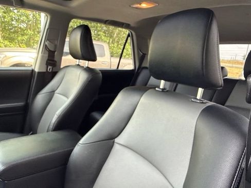 Used 2023 Toyota 4Runner SR5 Premium w/ Moonroof Package AWD/4WD image 28