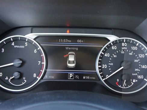 Certified 2024 Nissan Sentra SR image 14