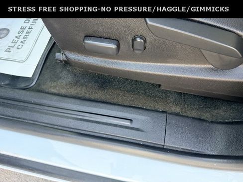 Used 2017 Chevrolet Colorado Z71 image 16