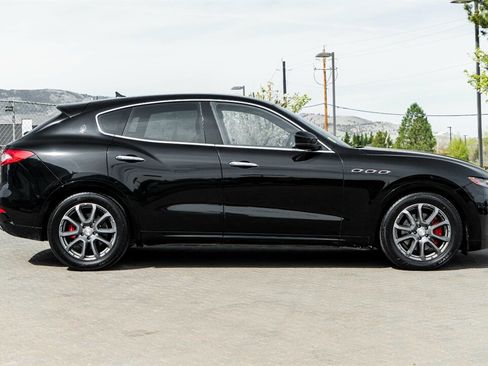 Used 2019 Maserati Levante image 5