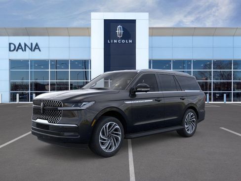 New 2026 Lincoln Navigator Premiere image 1