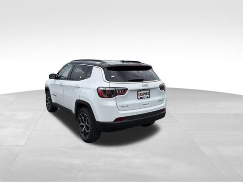 Used 2025 Jeep Compass Limited AWD/4WD image 8