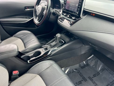 Used 2019 Toyota Corolla XSE image 16