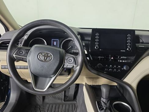 Used 2021 Toyota Camry LE image 9