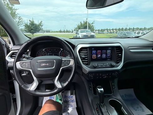 Used 2017 GMC Acadia SLT FWD image 21