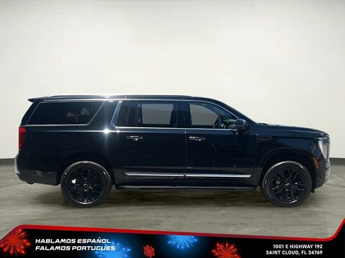 New 2026 GMC Yukon XL Elevation w/ LPO, Elevation Black Package AWD/4WD image 7